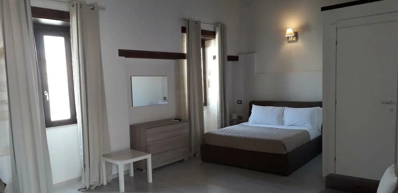 سيراكوزا Italiana Resort Atrio