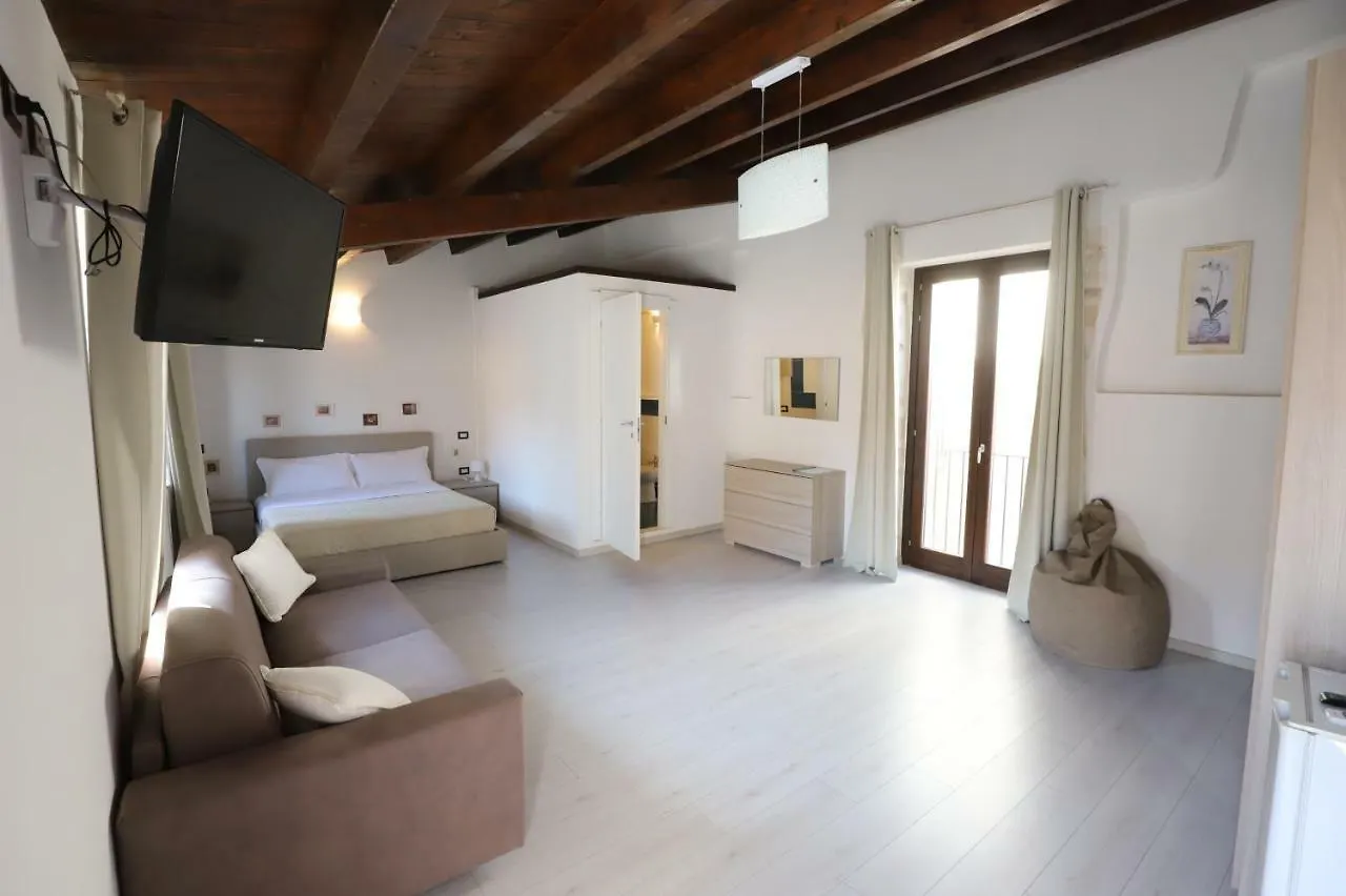 *** فندق مبيت وإفطار سيراكوزا Italiana Resort Atrio إيطاليا