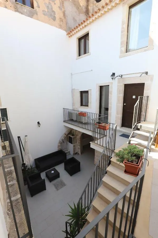 فندق مبيت وإفطار سيراكوزا Italiana Resort Atrio