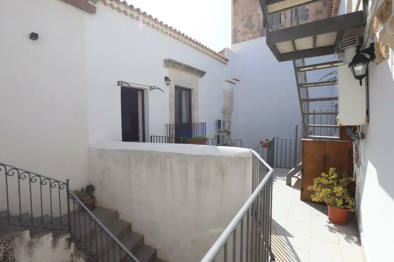 سيراكوزا Italiana Resort Atrio إيطاليا